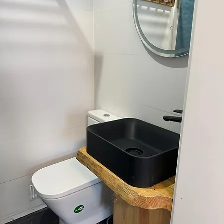 Com E Jacuzzi Apartmán